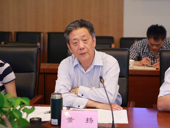 中國機(jī)械工業(yè)聯(lián)合會(huì)副會(huì)長、中國汽車工業(yè)協(xié)會(huì)常務(wù)副會(huì)長董揚(yáng)