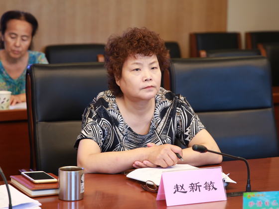 中國機(jī)械工業(yè)聯(lián)合會(huì)副秘書長、統(tǒng)計(jì)與信息工作部主任趙新敏